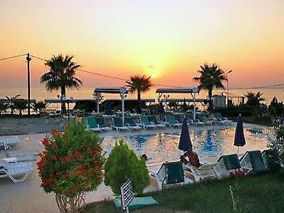 Altinkum 3*