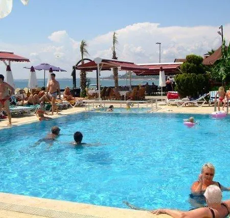 Hotel Altinkum 3*