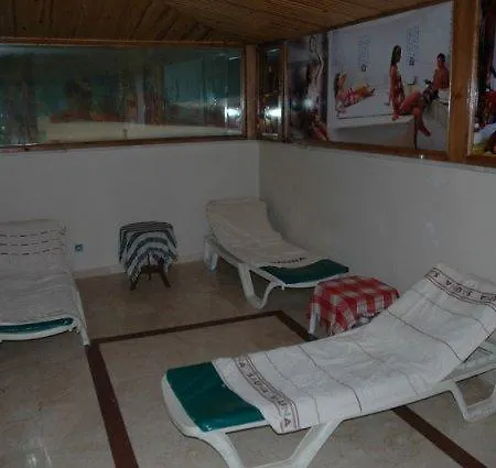 Hotel Altinkum 3*